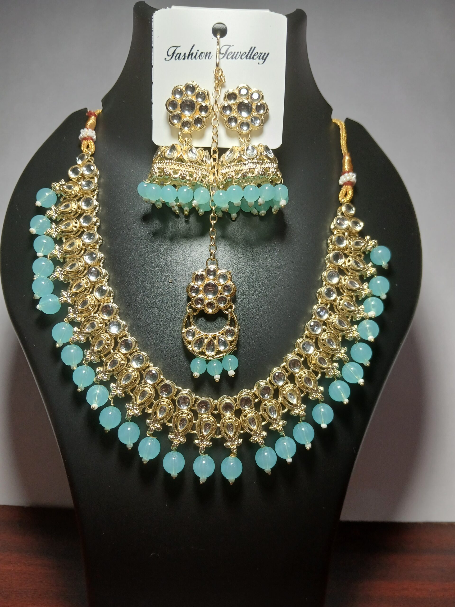 Golden Indigo Puthi Neck Lace Complete Set - Image 2